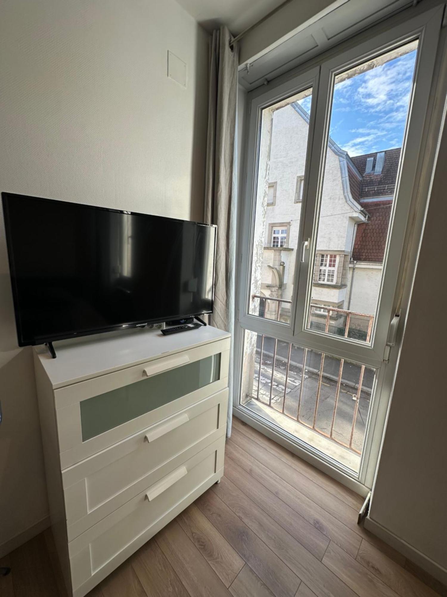 # Le 10 # Joli Studio, Tout Equipe Mulhouse Centre Apartamento Exterior foto